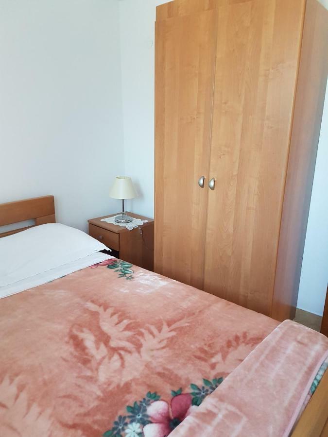 Apartments Anka Privlaka  Exteriör bild